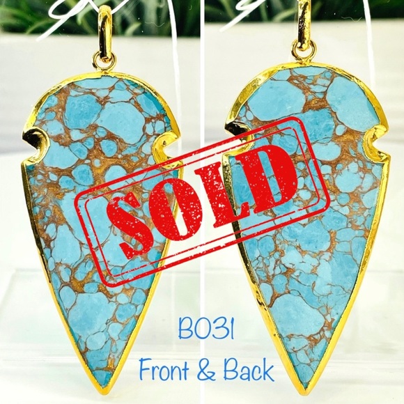 🌻 Last One…Faux Copper Turquoise Arrowhead Pendant - Picture 7 of 12